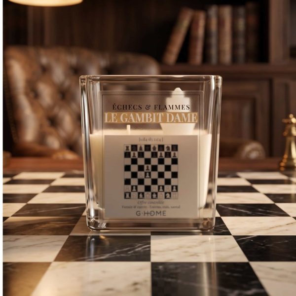 Le Gambit Dame dans une ambiance élégante inspirée des ouvertures d’échecs avec échiquier en marbre dans l’univers G-HOME.
